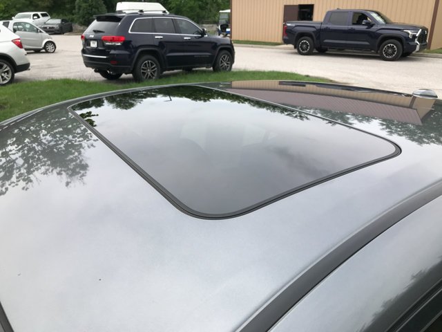 Certified Used 2023 Gun Metallic Nissan SR image 4