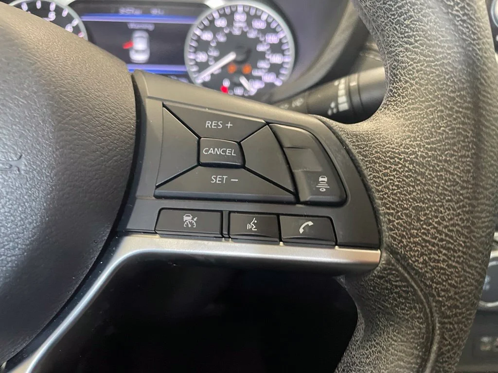 Certified Used 2025  Nissan SV image 14