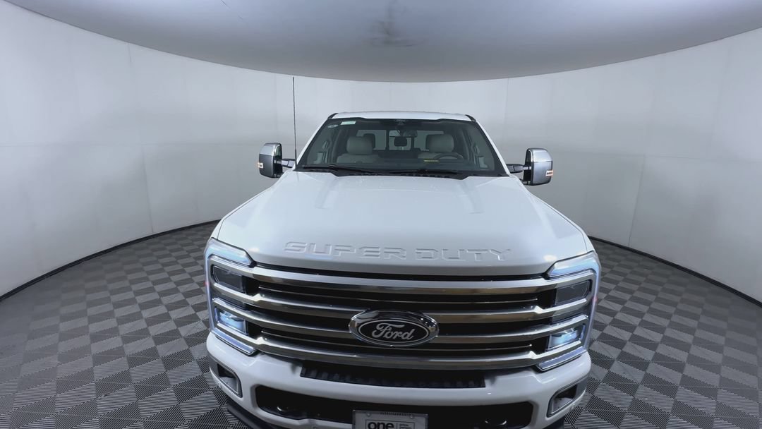 New 2027 Star White Metallic Tri-Coat Ford Platinum image 3