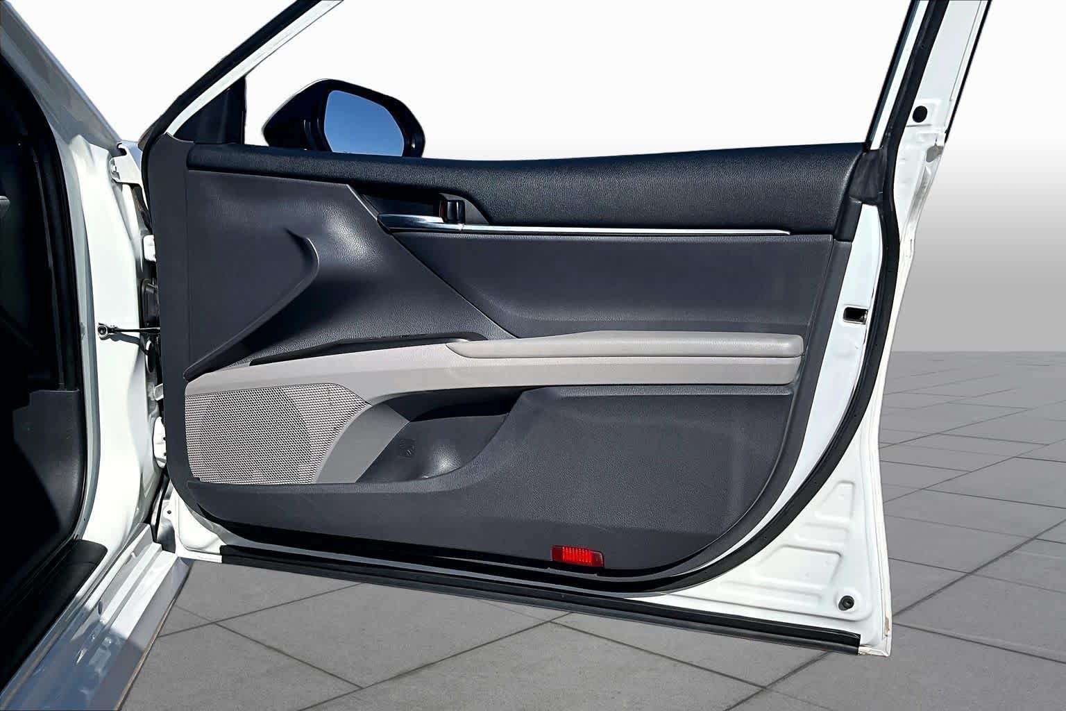 Used 2021 Super White Toyota LE image 23