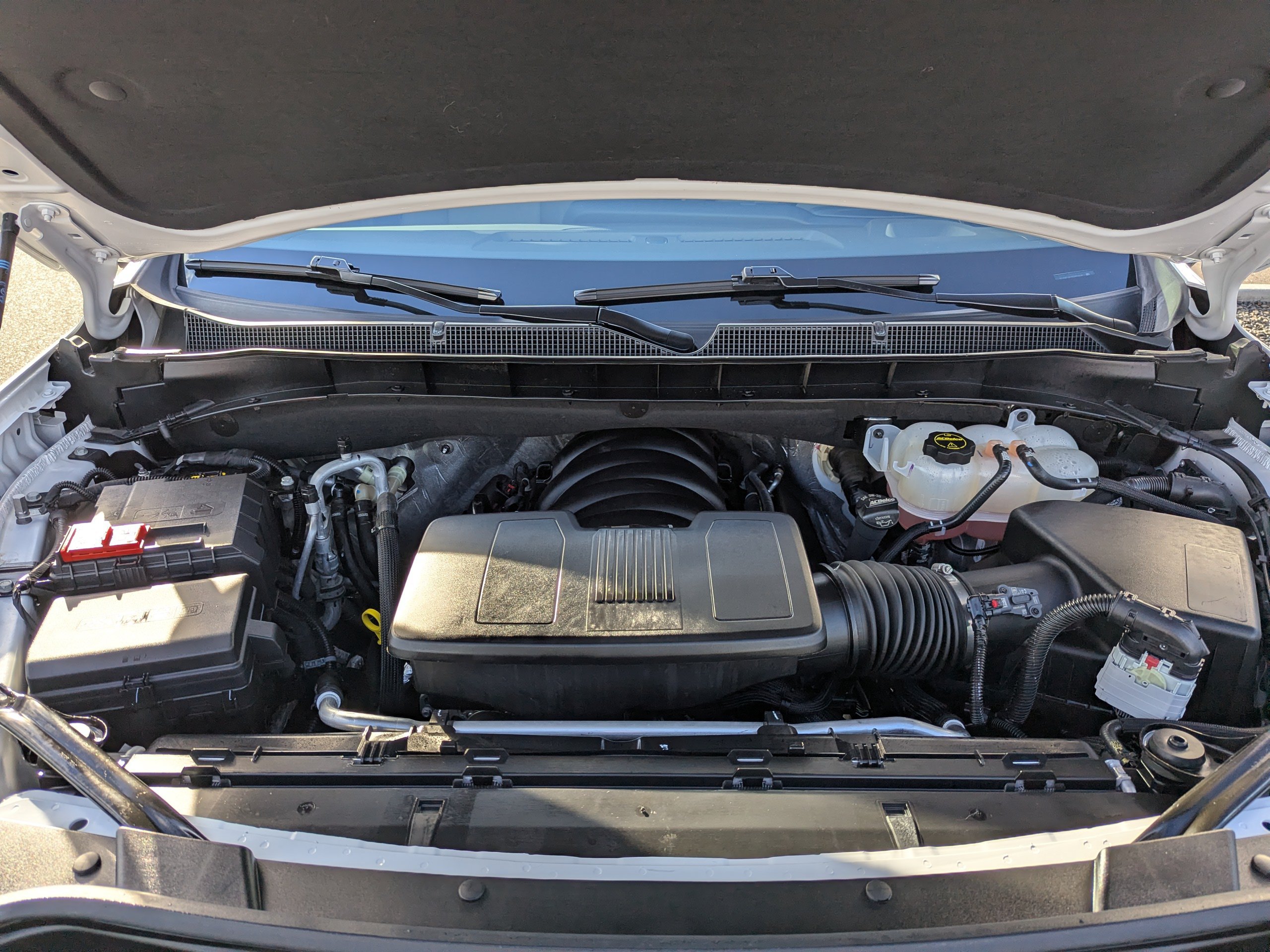2025 Chevrolet Suburban Z71 - Photo 59