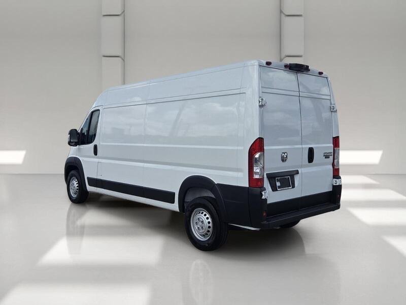 New 2026 Bright White Clear-Coat Exterior Paint RAM TRADESMAN 2500 HIGH ROOF 159" WB W/PASS SEAT image 3