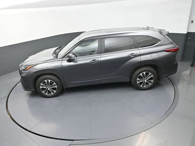 Used 2023 Gray Toyota XLE image 25