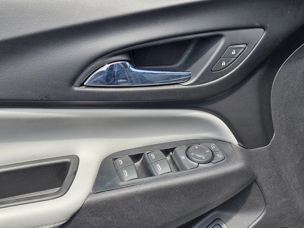 Used 2019 NIGHTFALL GRAY METALLIC Chevrolet Premier image 16