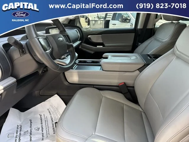 Used 2025 White Ford Active image 19