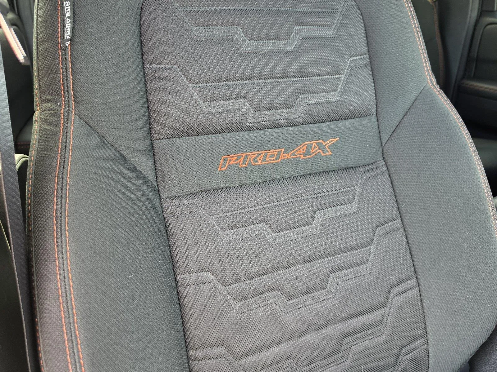 Used 2025 Boulder Gray Pearl Nissan PRO-4X image 30