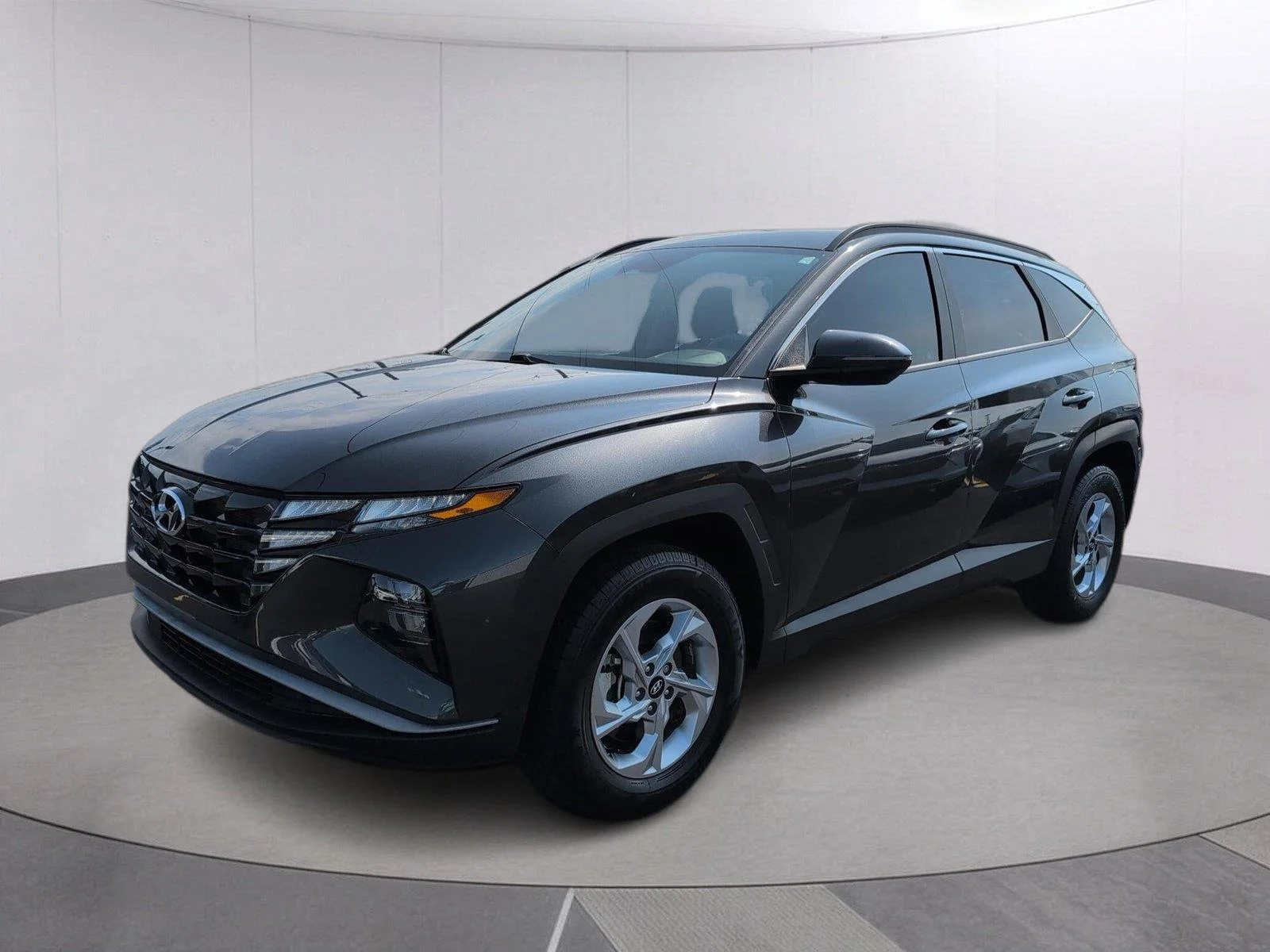 Used 2023 Portofino Gray Hyundai SEL image 1