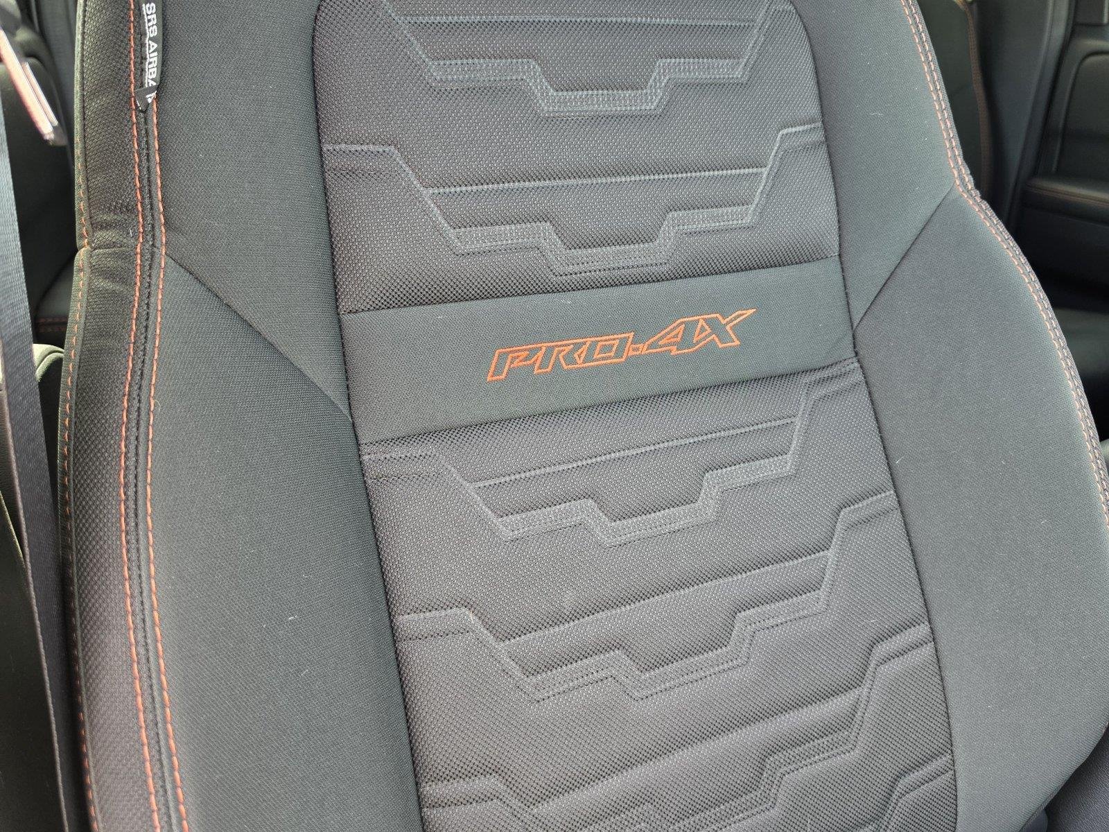 Used 2025 Boulder Gray Pearl Nissan PRO-4X image 30