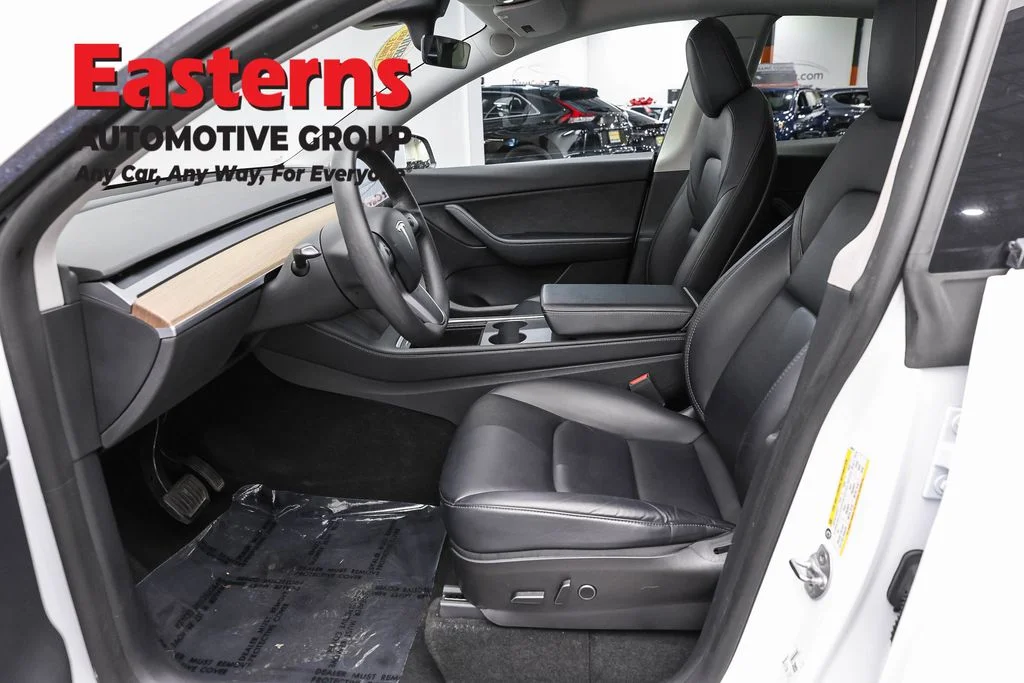 Used 2022 White Tesla Long Range image 14