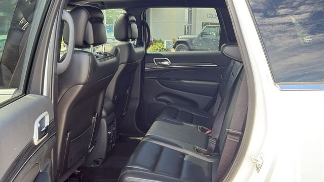 Used 2022 White Jeep Limited image 24