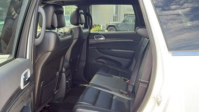 Certified Used 2022 White Jeep Limited image 24
