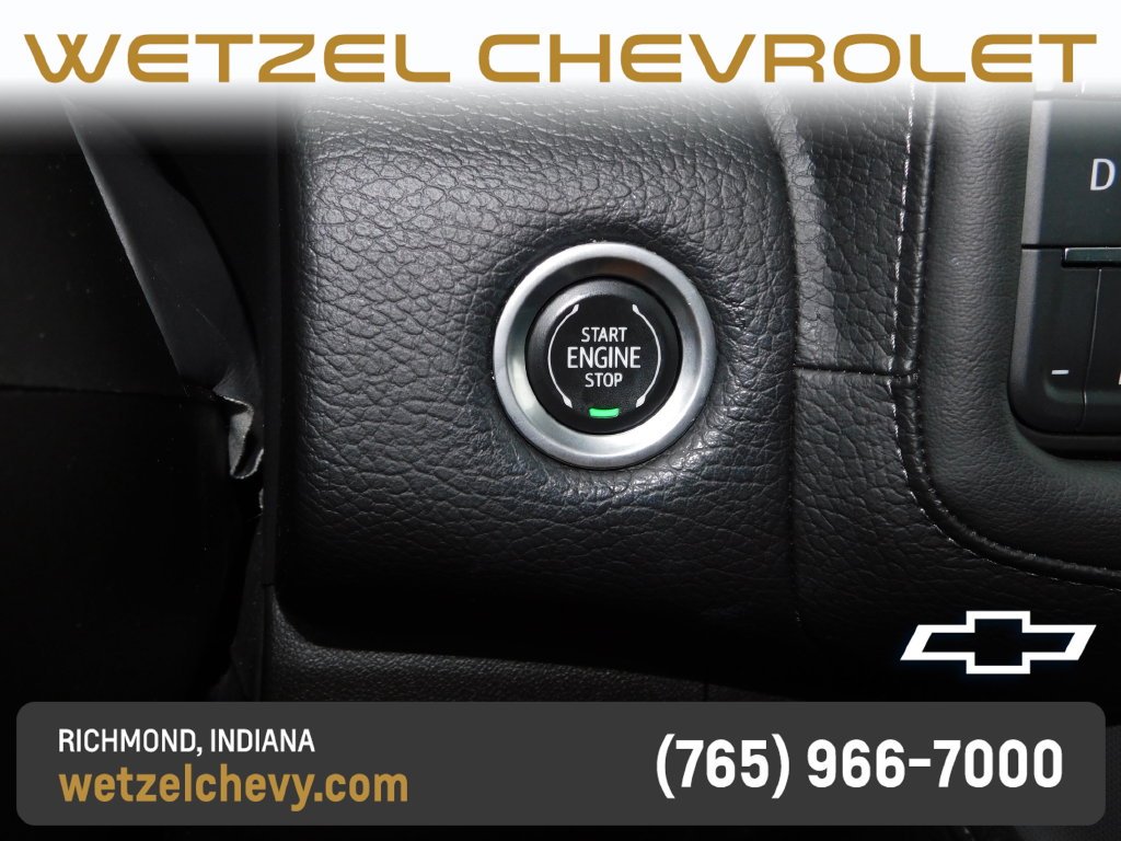 Used 2021 White GMC Denali image 46