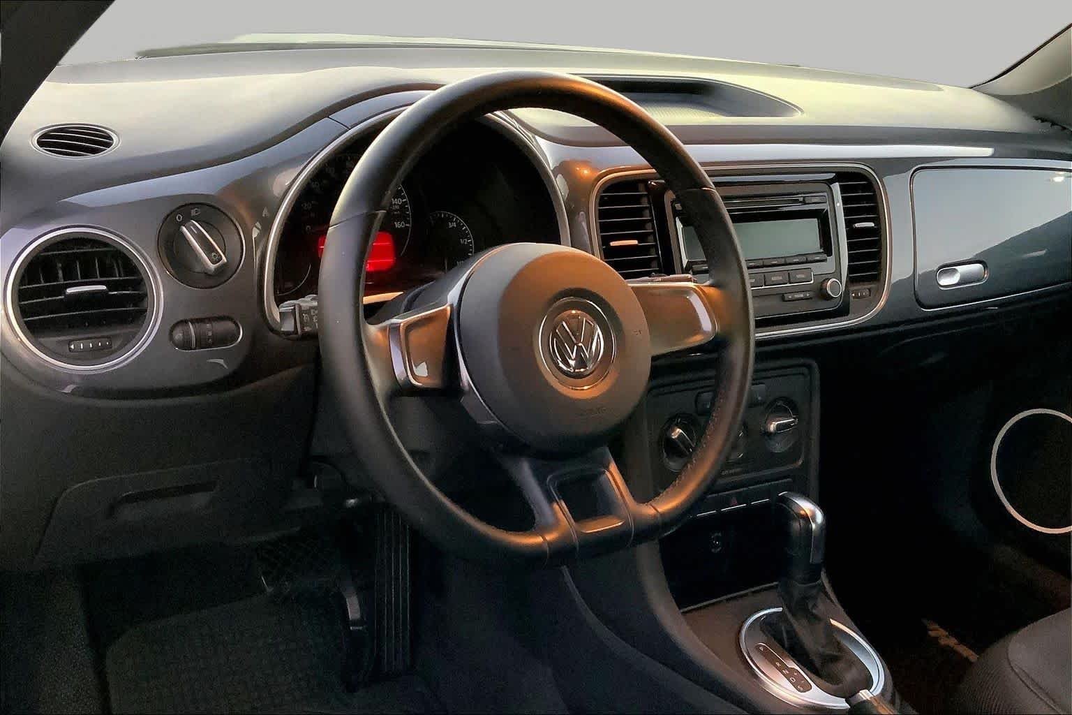 Used 2012 Platinum Gray Metallic Volkswagen 2.5L w/Sound/Nav PZEV image 14