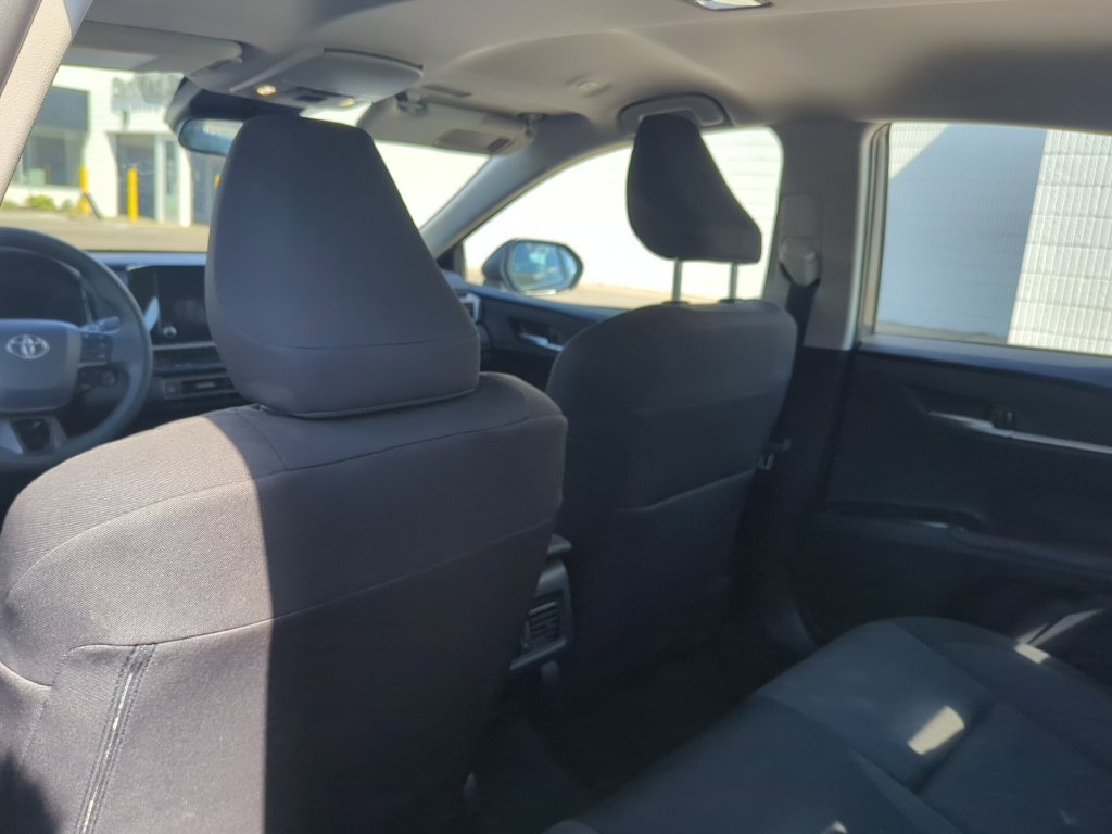 Used 2025 Underground Toyota LE image 7