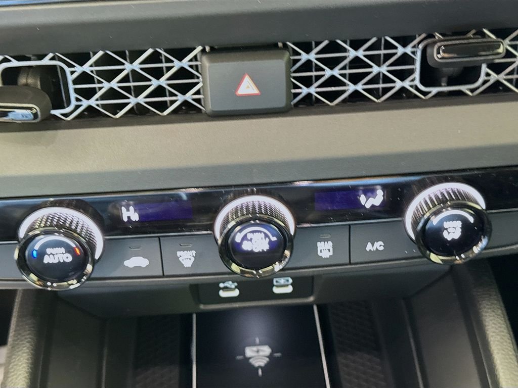 New 2026 Crystal Black Pearl Honda LX image 23