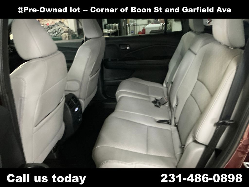 Used 2021  Honda Touring image 26