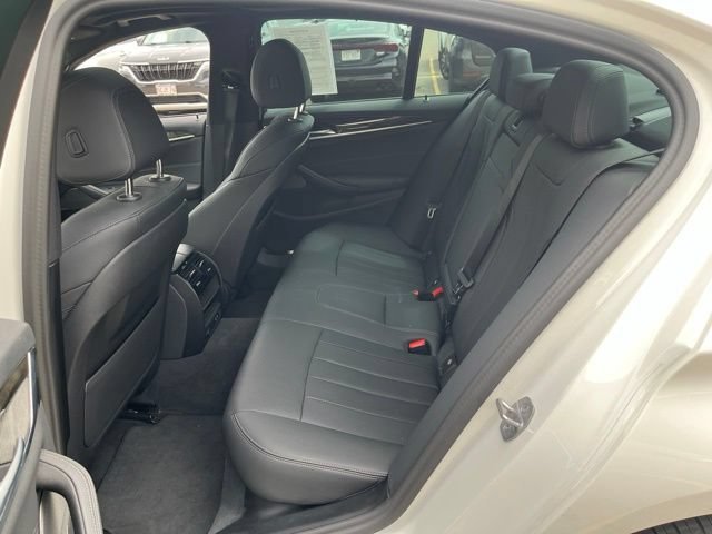 Used 2023 Alpine White BMW 540i xDrive image 14