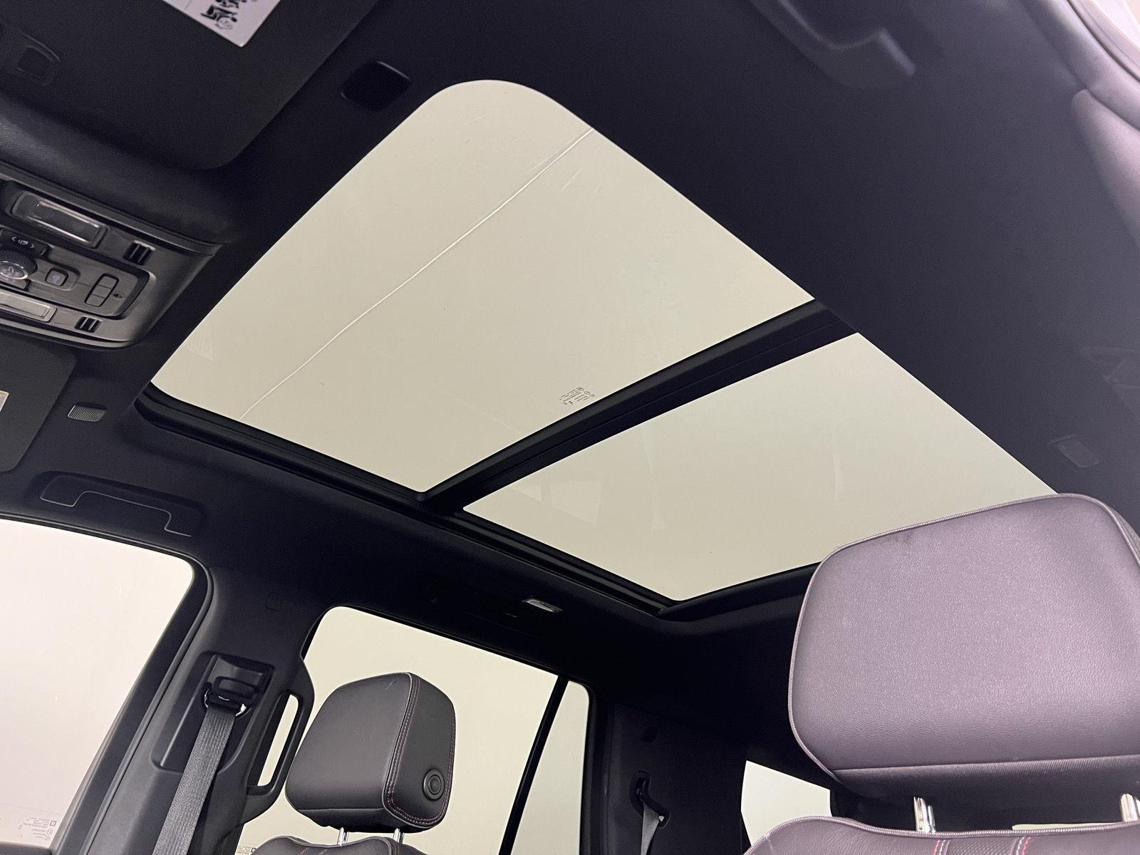 Used 2023 Summit White Chevrolet RST image 5