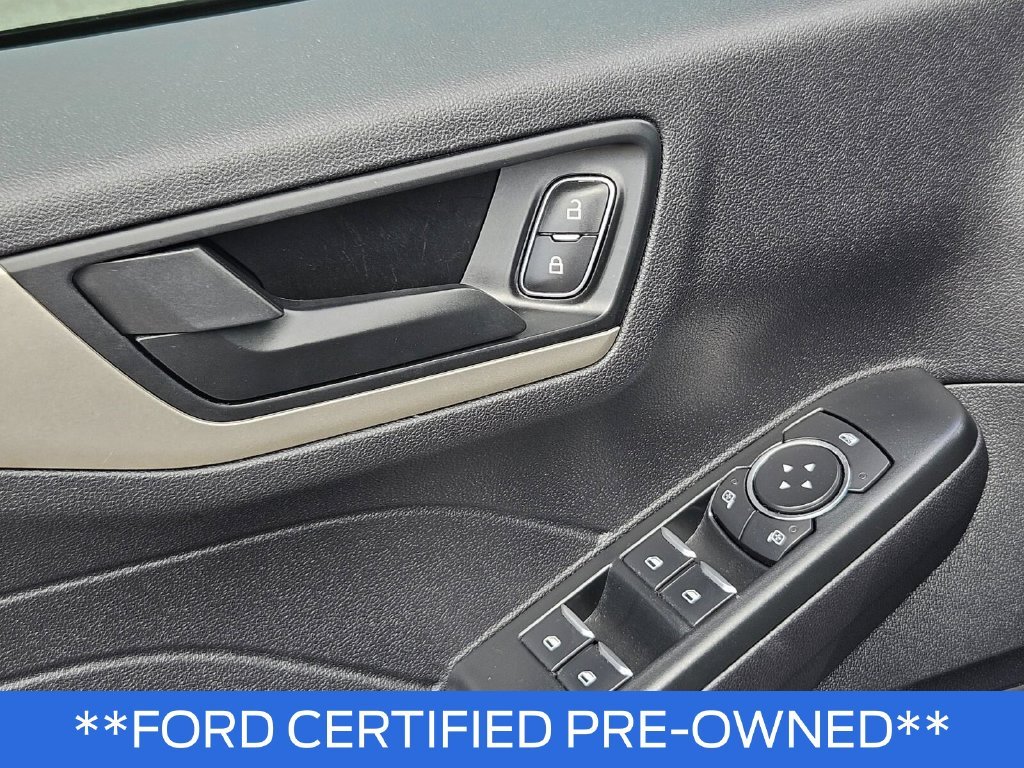 Used 2022 Gray Ford SE image 18