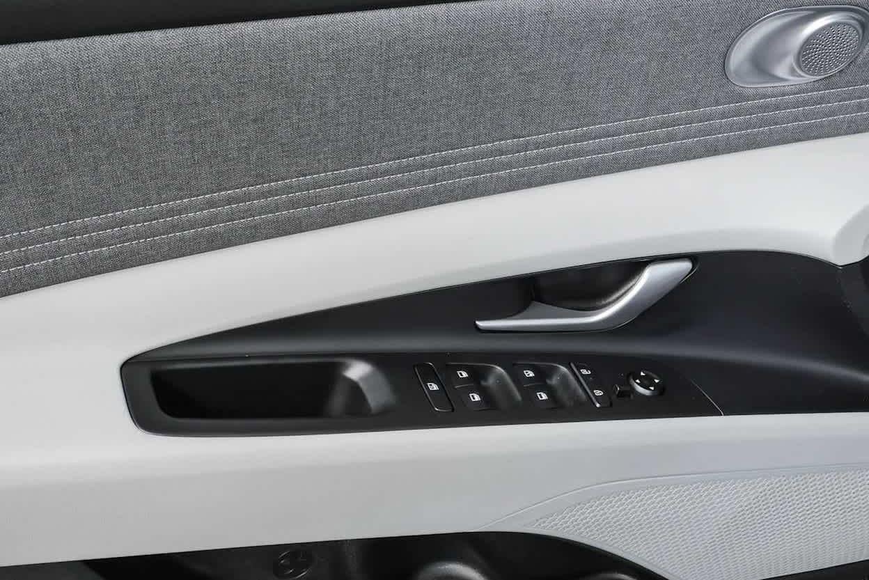 New 2026 Serenity White Hyundai Limited image 18