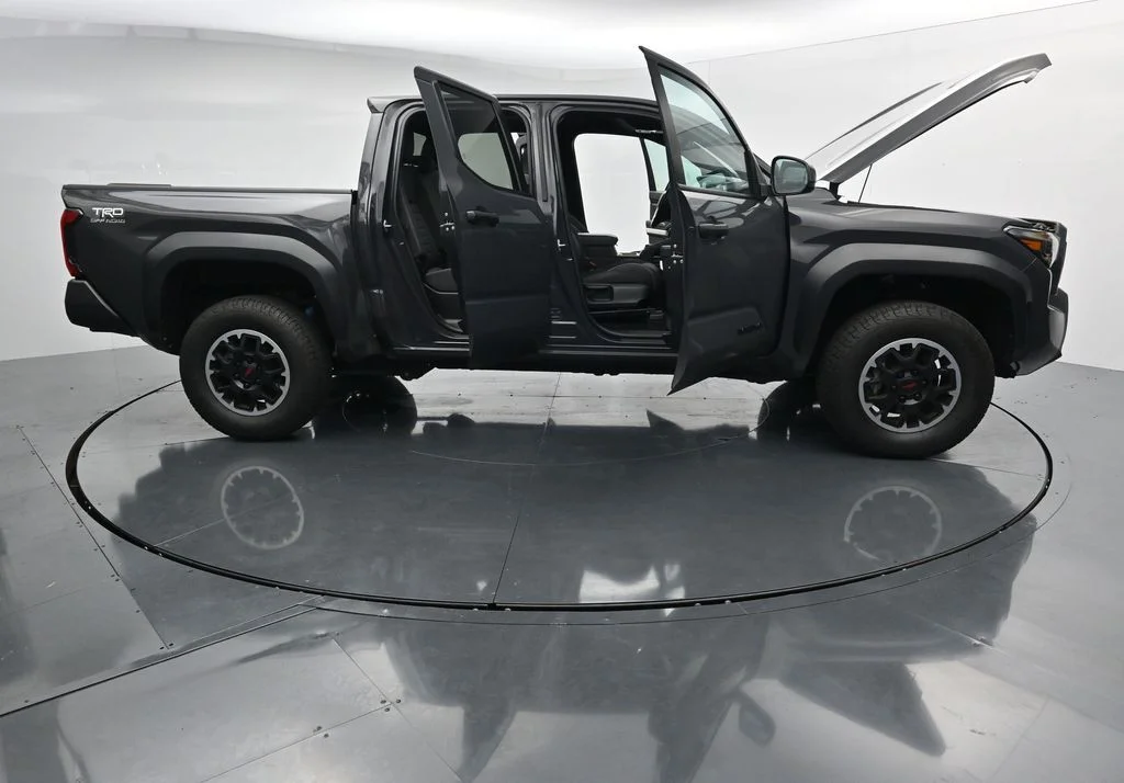 Used 2024  Toyota TRD Off-Road image 38