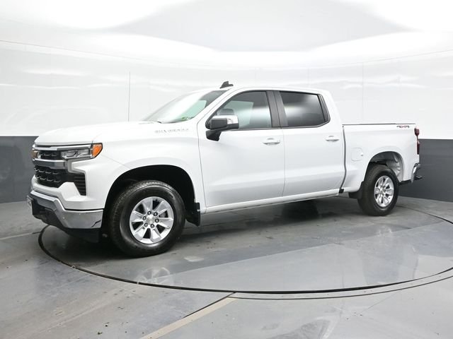 Used 2023 White Chevrolet LT image 5