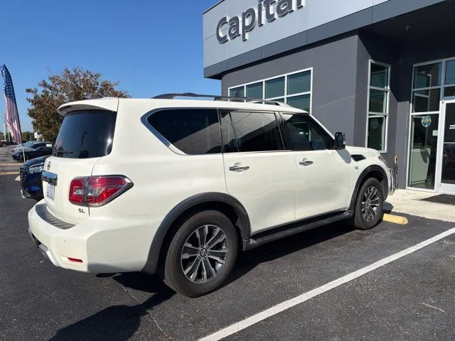 Used 2018 White Nissan SL image 8
