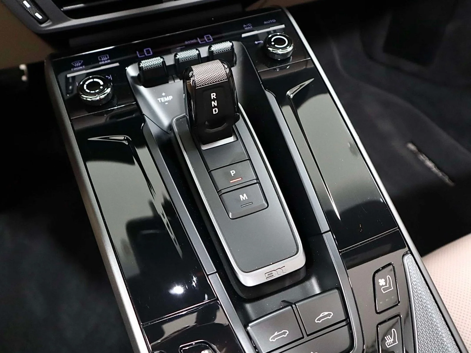 Used 2026 Ice Grey Metallic Porsche Carrera S image 31