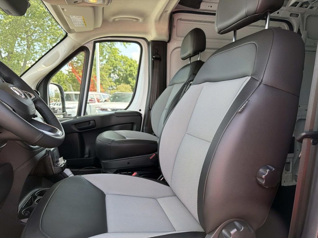New 2026 Bright White Clearcoat RAM High Roof image 21