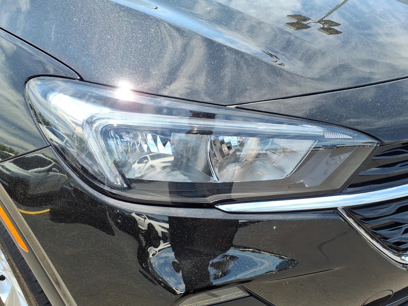 Used 2021 Ebony Twilight Metallic Buick Preferred image 13