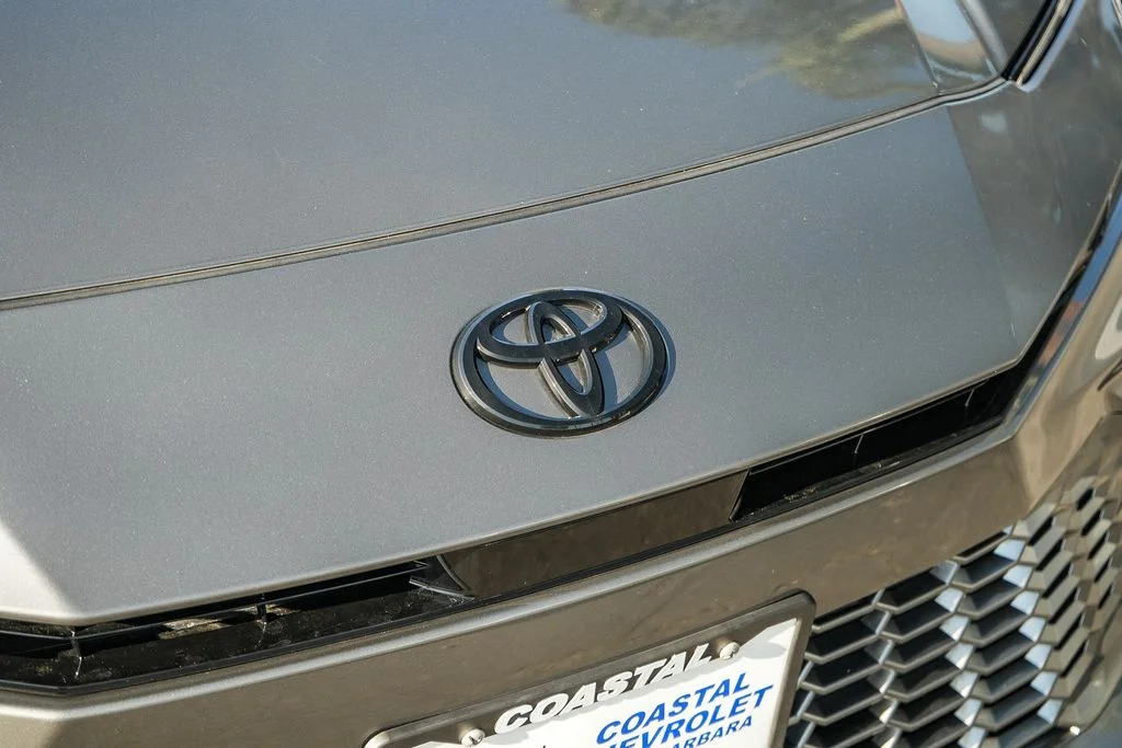 Used 2026  Toyota XSE image 9