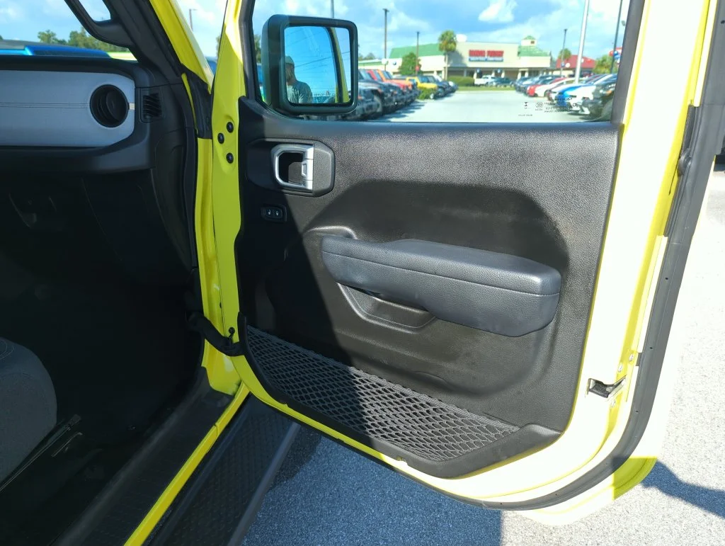 Used 2024 Yellow Jeep Sport S image 30