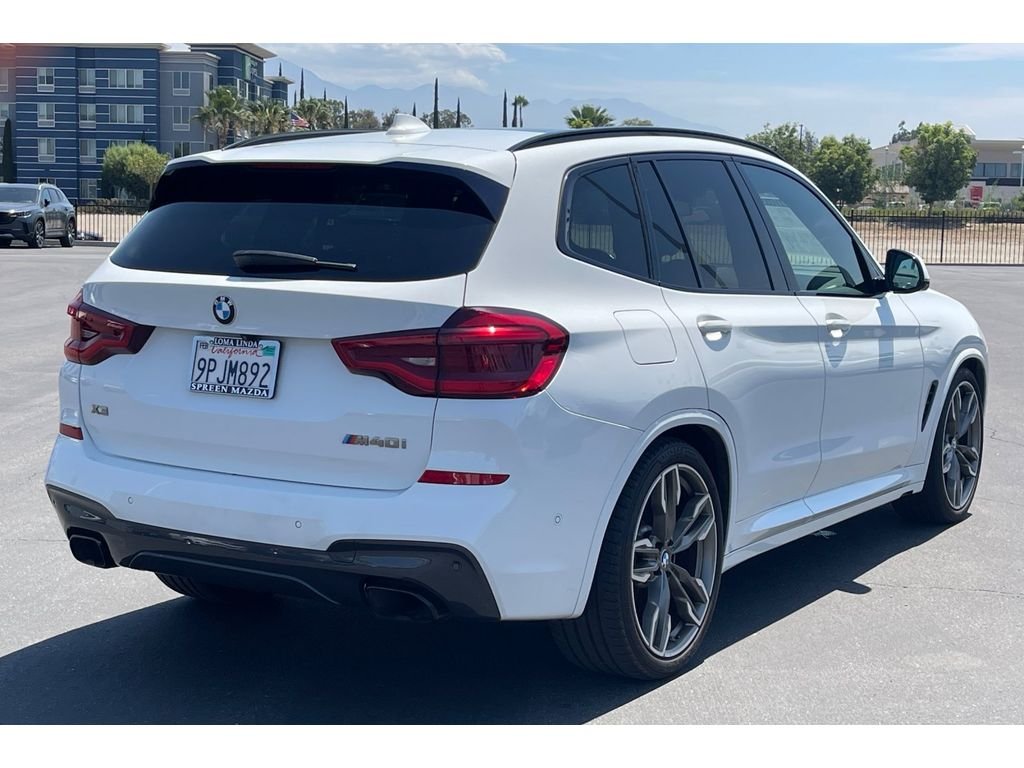 Used 2021 Alpine White BMW M40i image 7
