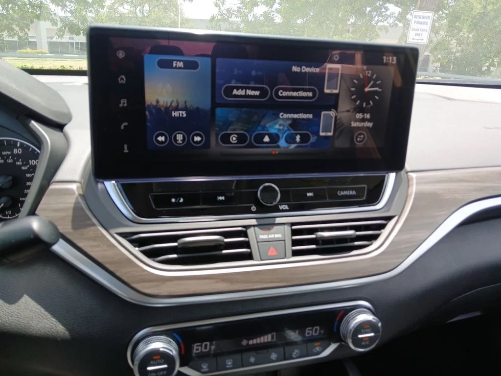 New 2025 Pearl White TriCoat Nissan SV Special Edition image 21