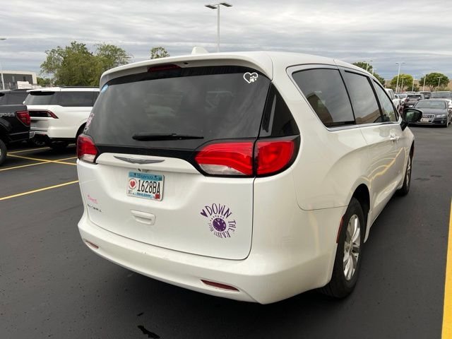 Used 2017 White Chrysler Touring image 2
