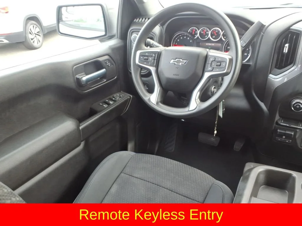 Used 2021 White Chevrolet Custom Trail Boss image 24
