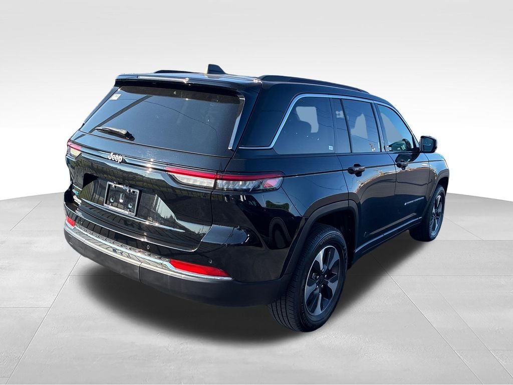 Used 2024 Black Jeep 4xe image 5