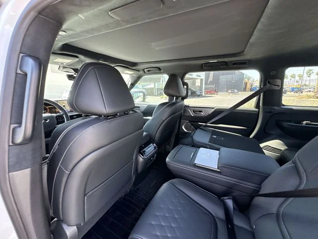 New 2026 Black INFINITI AUTOGRAPH image 22