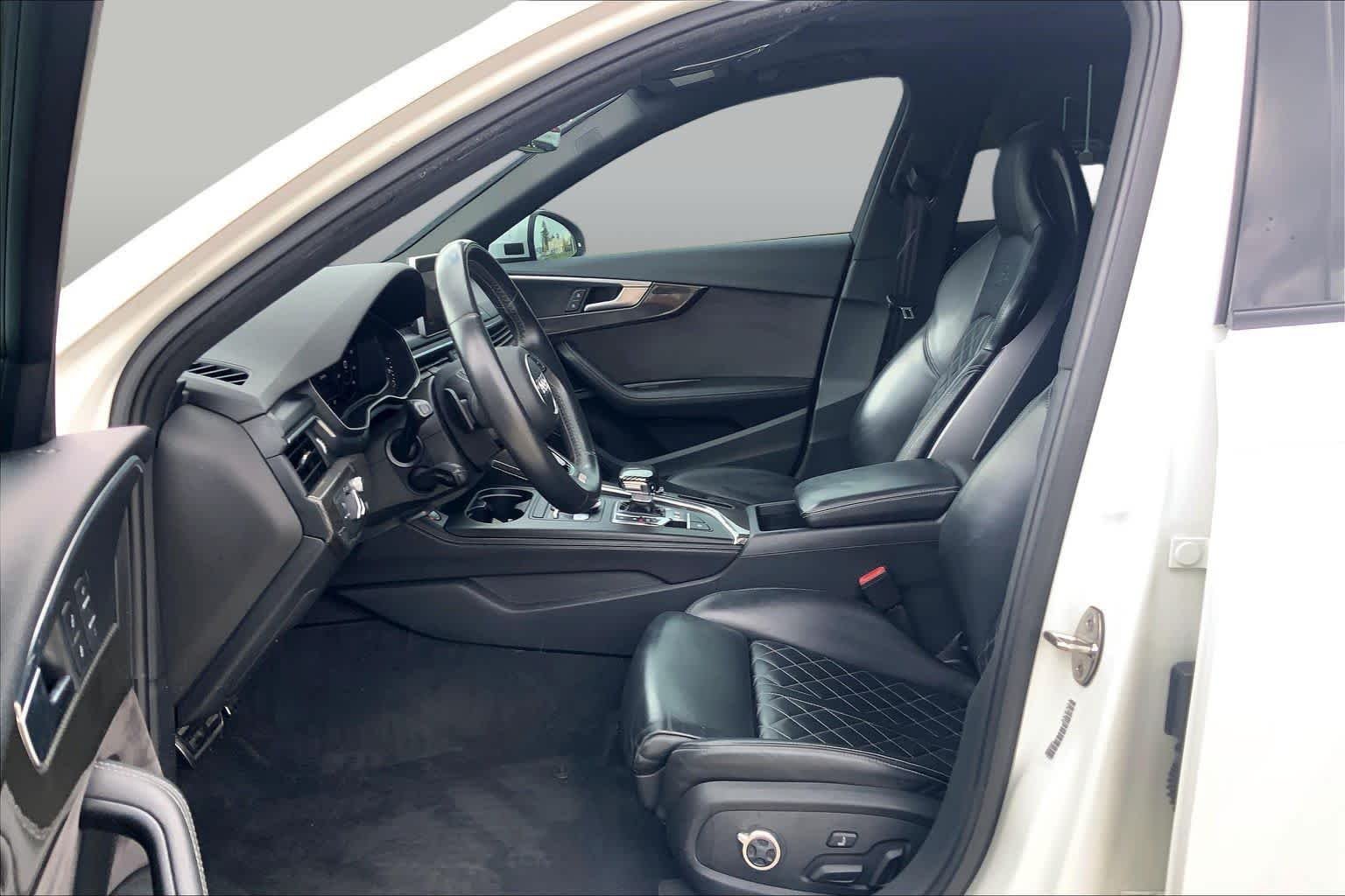 Used 2018 Ibis White Audi Prestige image 8