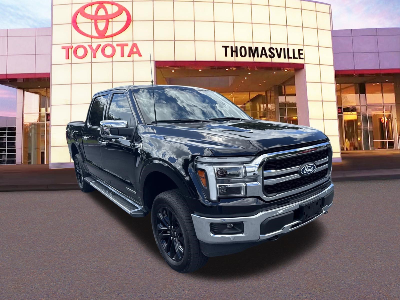 Used 2025 Black Metallic Ford Lariat image 3