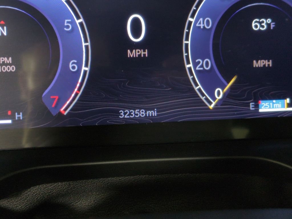 Used 2025  Jeep Altitude X image 19