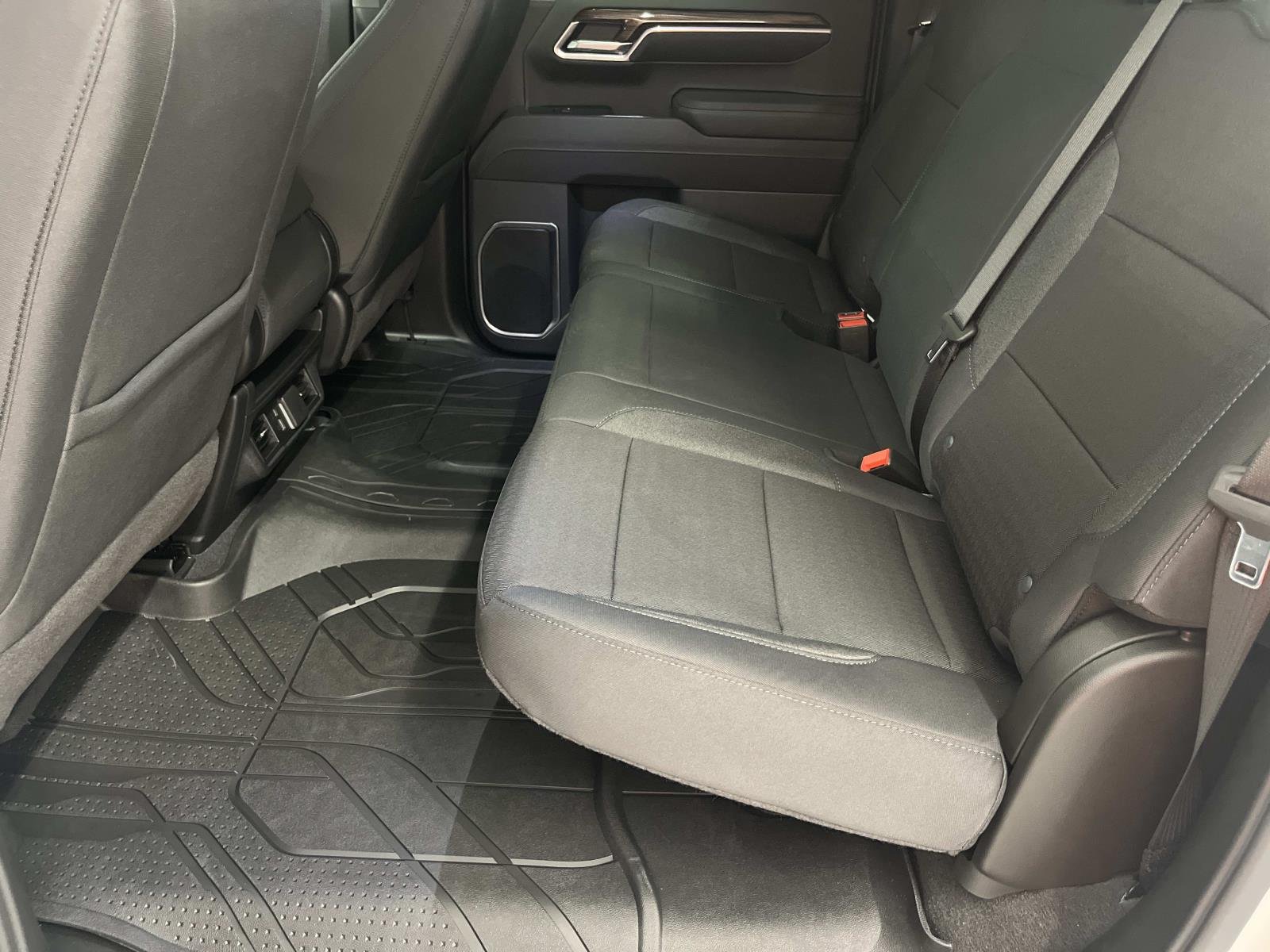 2026 Chevrolet Silverado 1500 RST - Photo 13