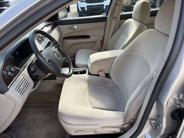 Used 2009 GOLD MIST METALLIC Buick CX image 13