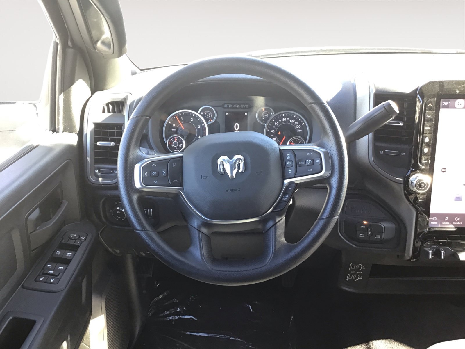 2026 RAM 2500 Tradesman - Photo 13