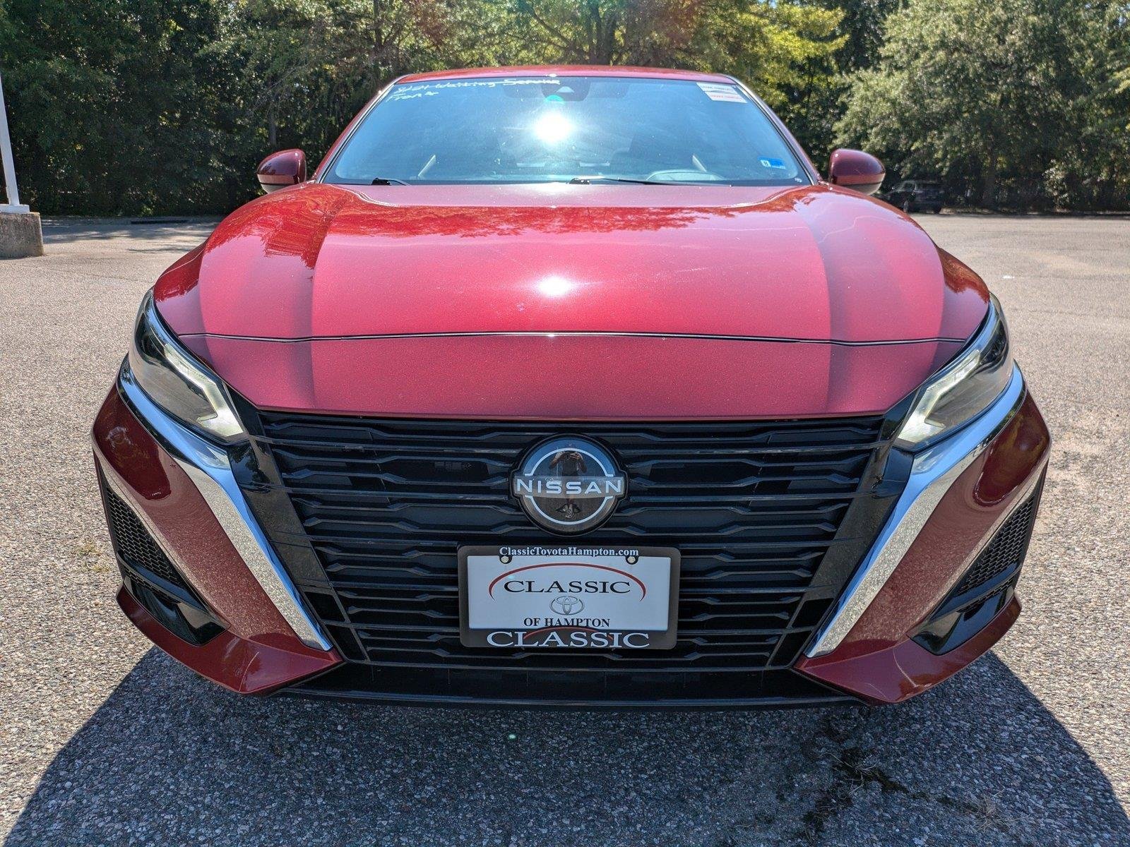 Used 2023 Scarlet Ember Tintcoat Nissan 2.5 SV image 9