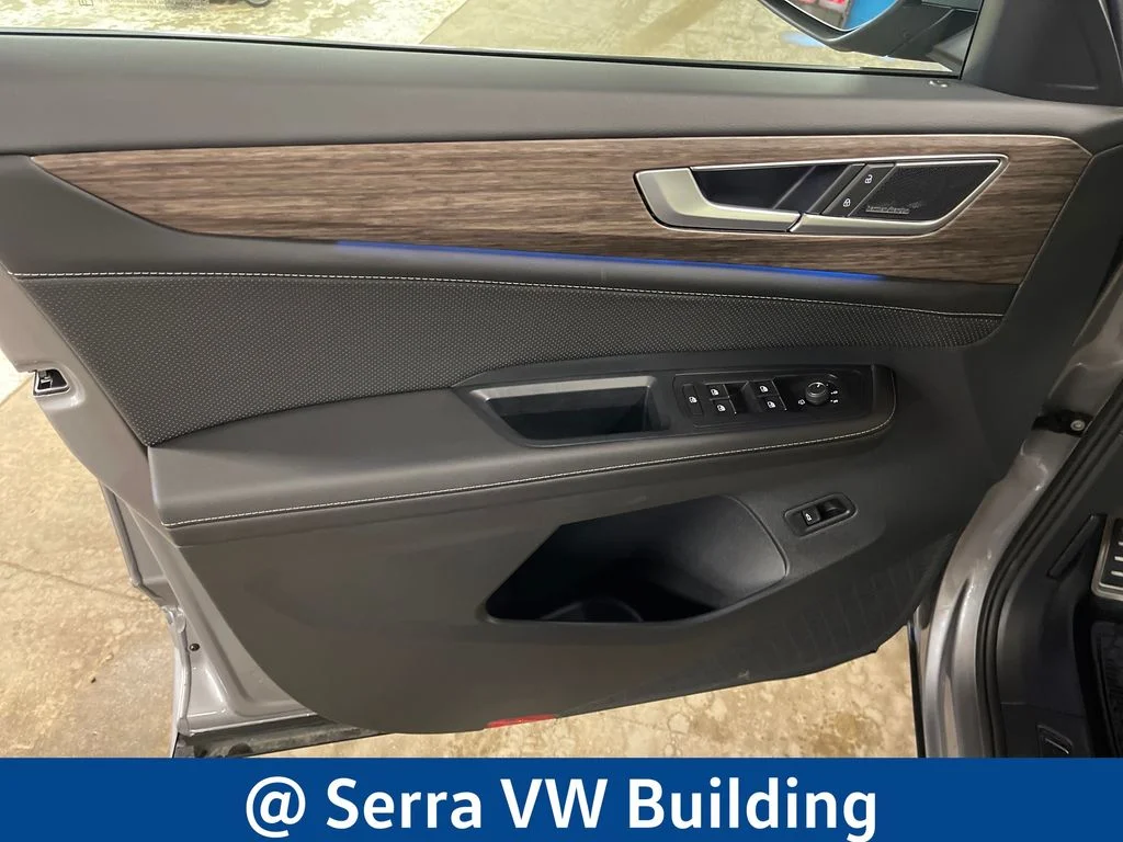 Used 2025 Silver Volkswagen 2.0T SEL Premium R-Line image 17