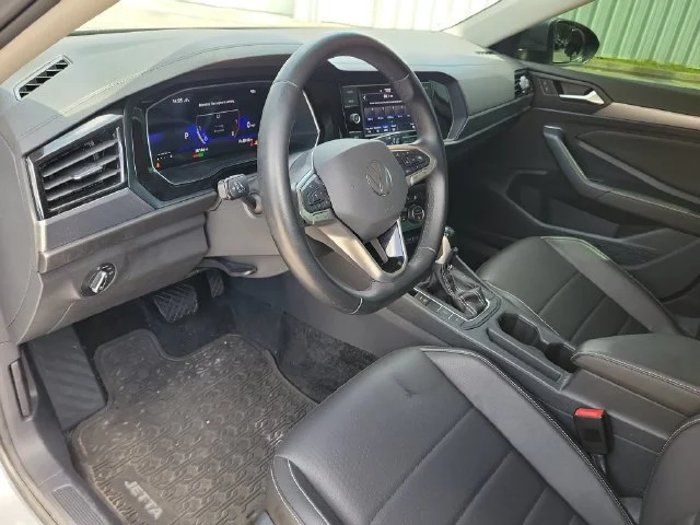 2023 Volkswagen Jetta SE - Photo 21