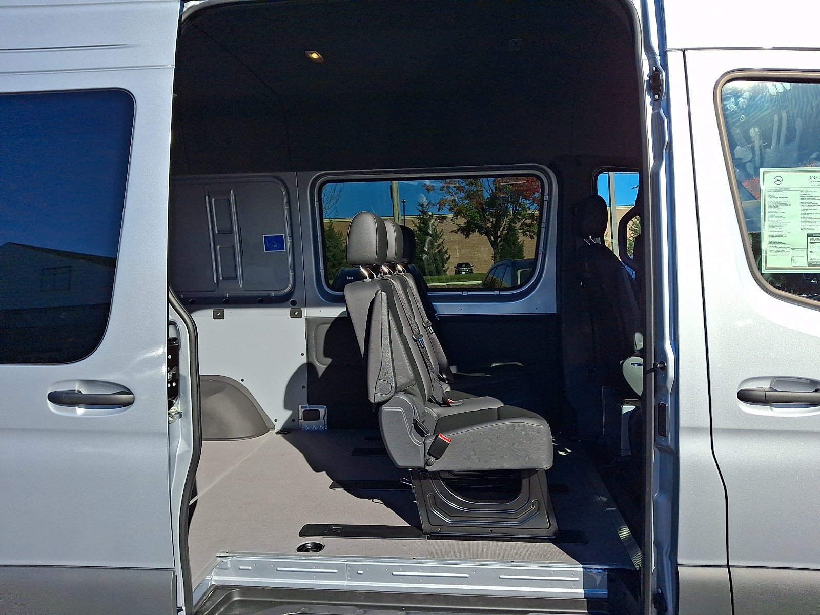 New 2026 high-tech silver metallic Mercedes-Benz Crew 144 WB image 31