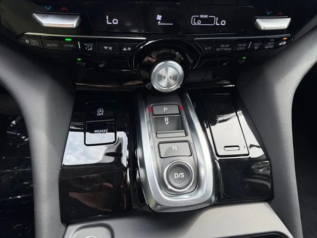 New 2026 Platinum White Pearl Acura Technology Package image 23