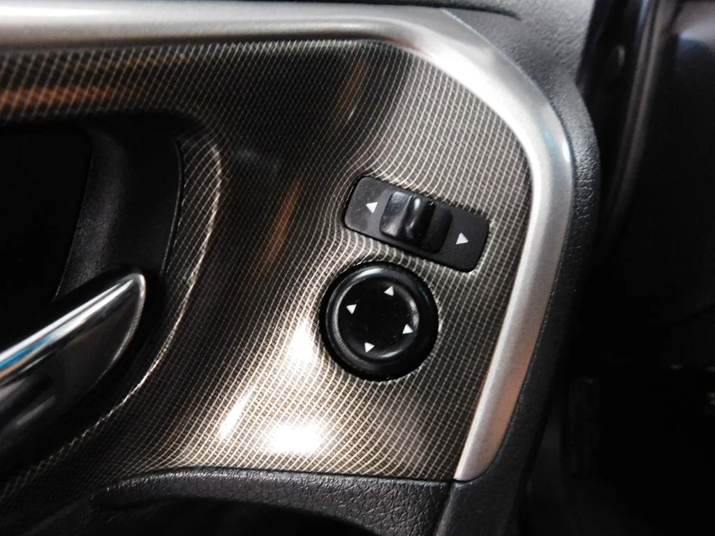 Used 2015 Gun Metallic Nissan 2.5 SL image 13